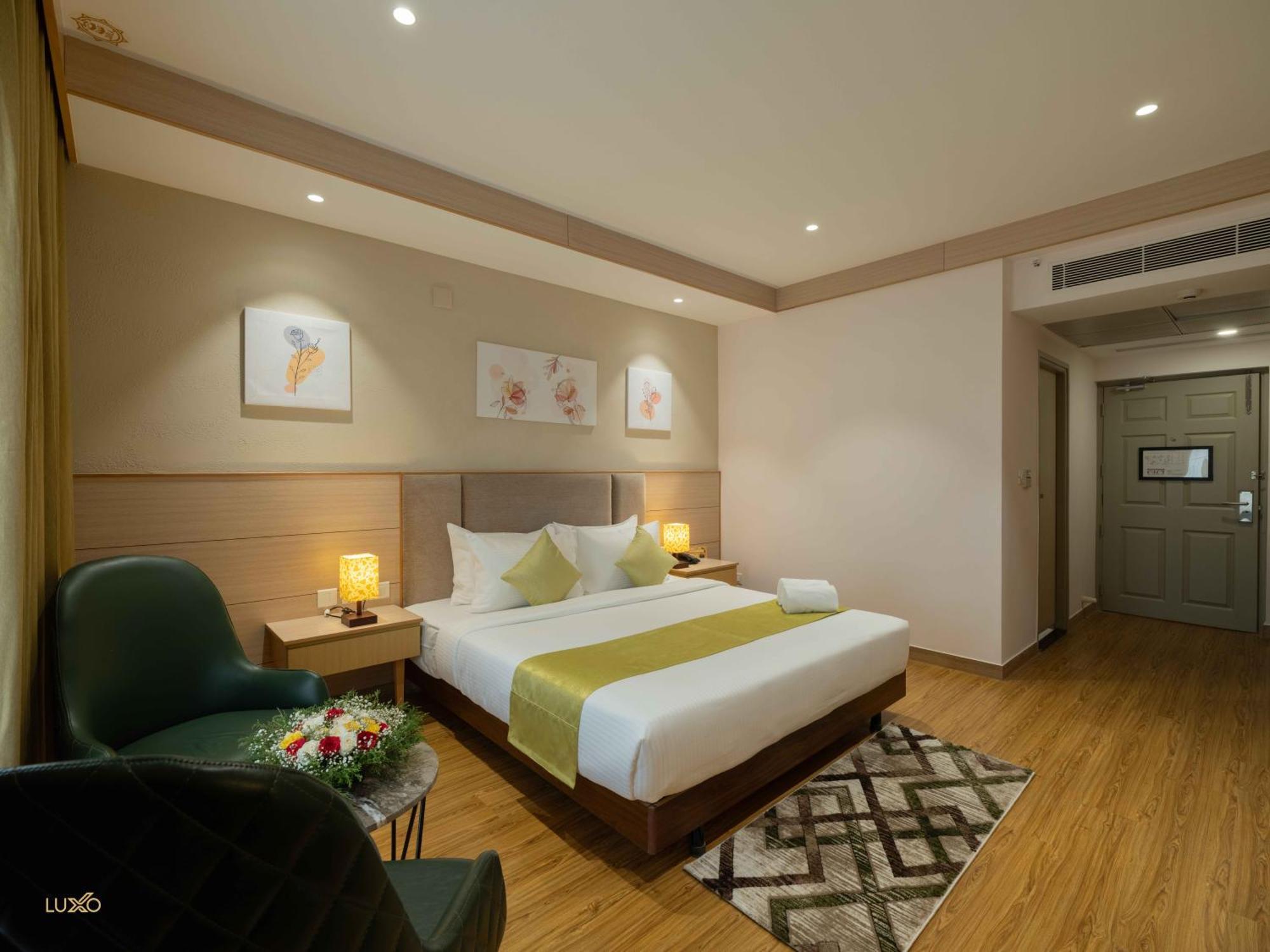 Luxo Kochi Hotell Exteriör bild