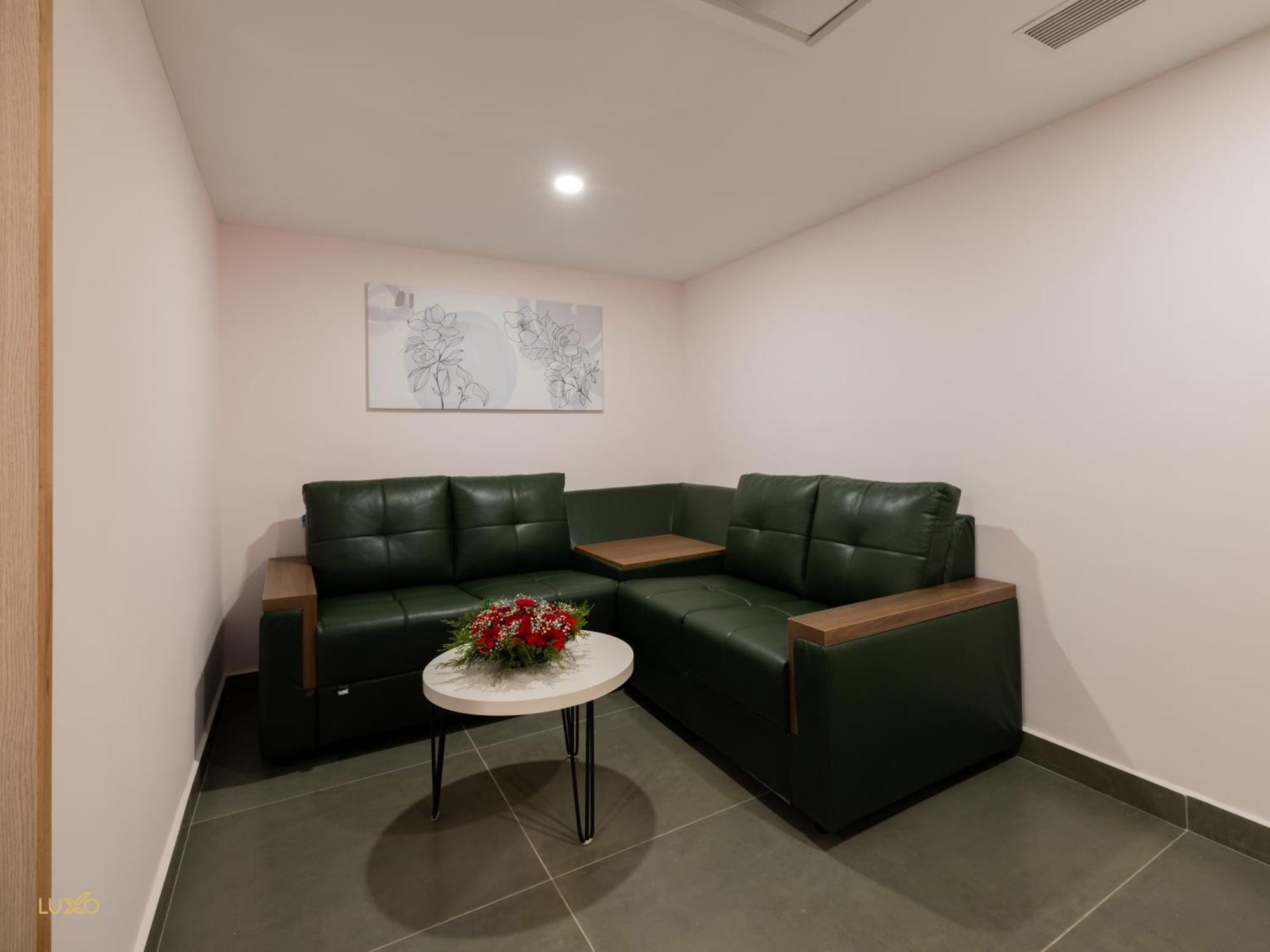 Luxo Kochi Hotell Exteriör bild
