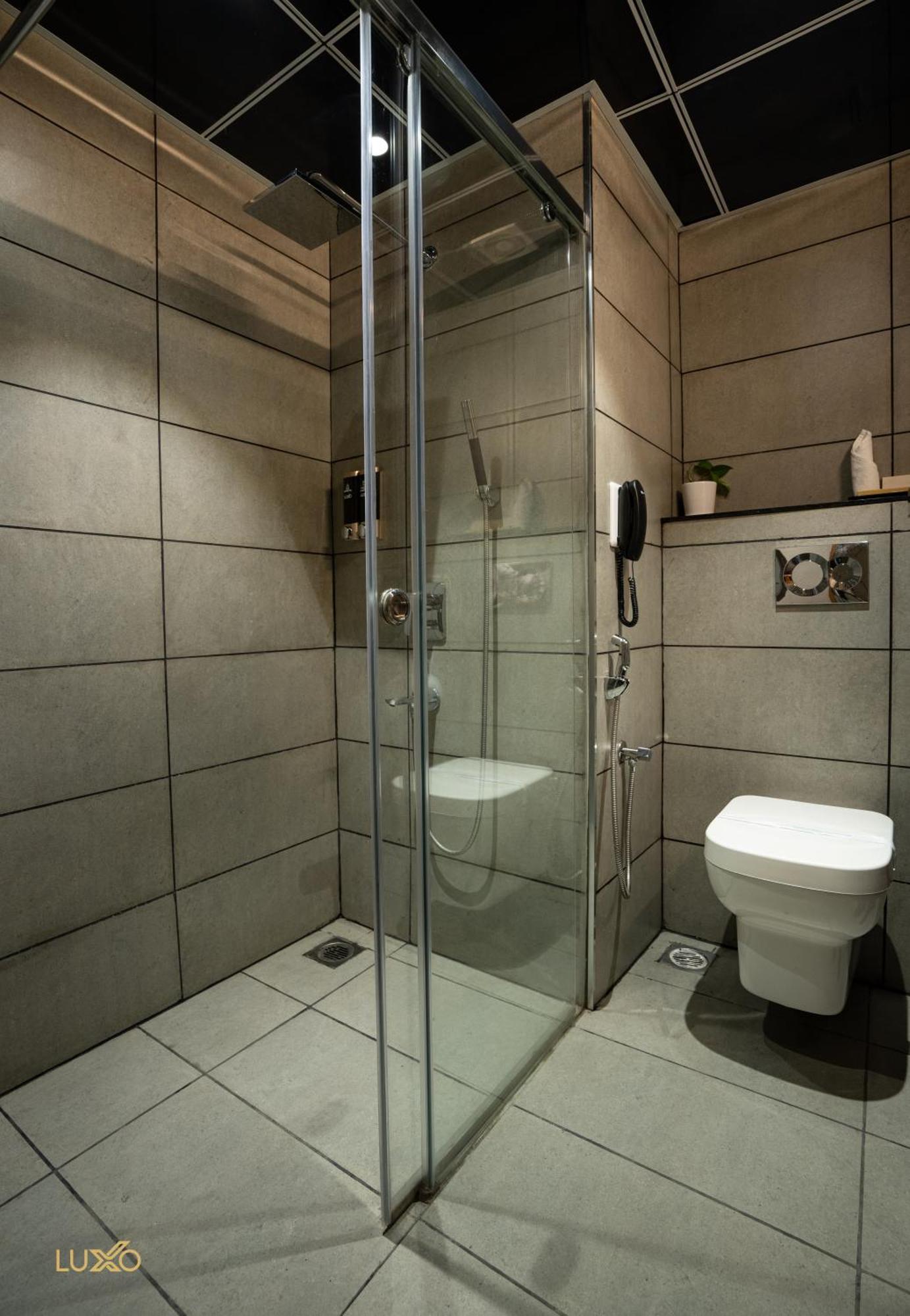 Luxo Kochi Hotell Exteriör bild
