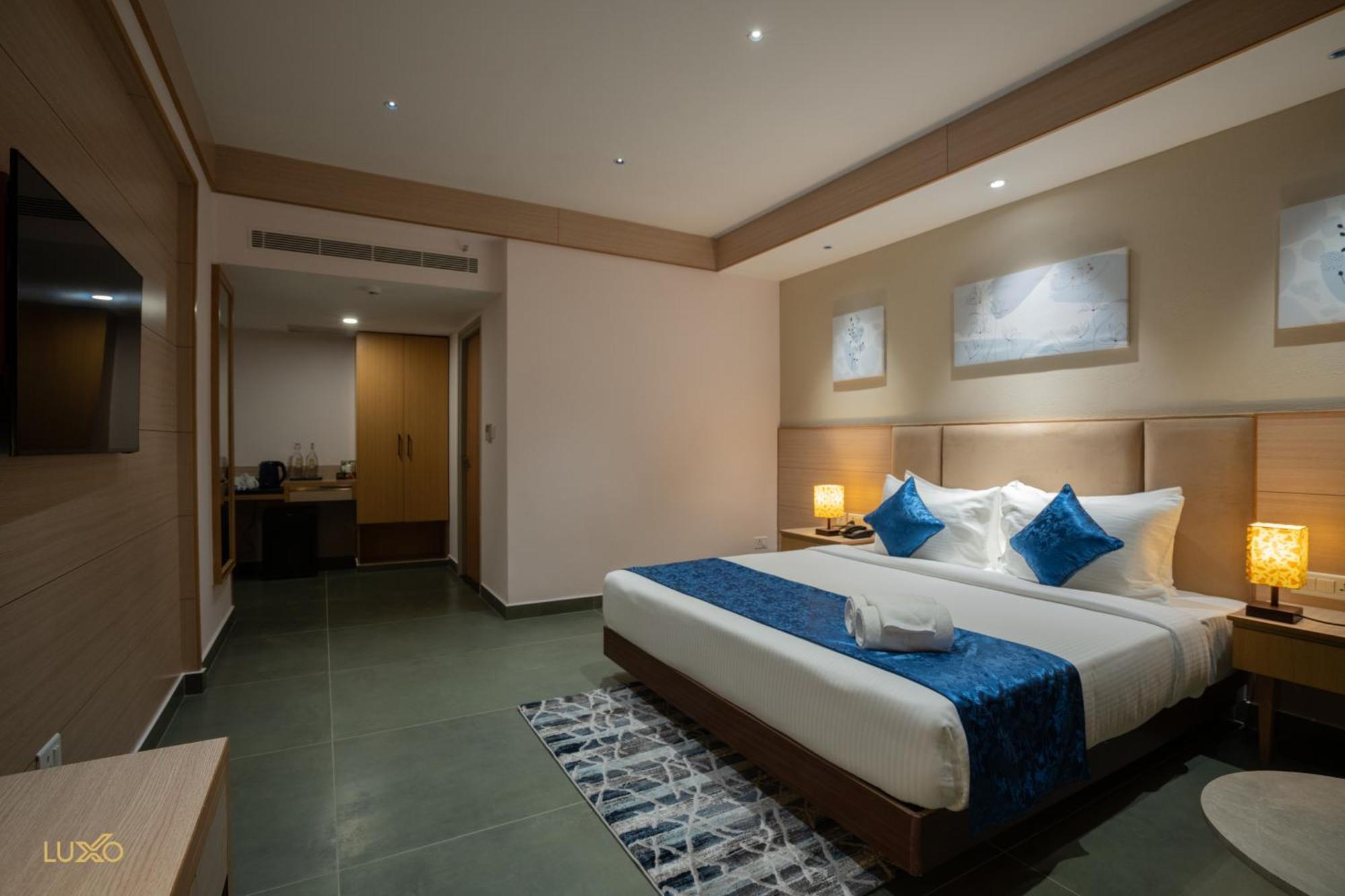 Luxo Kochi Hotell Exteriör bild